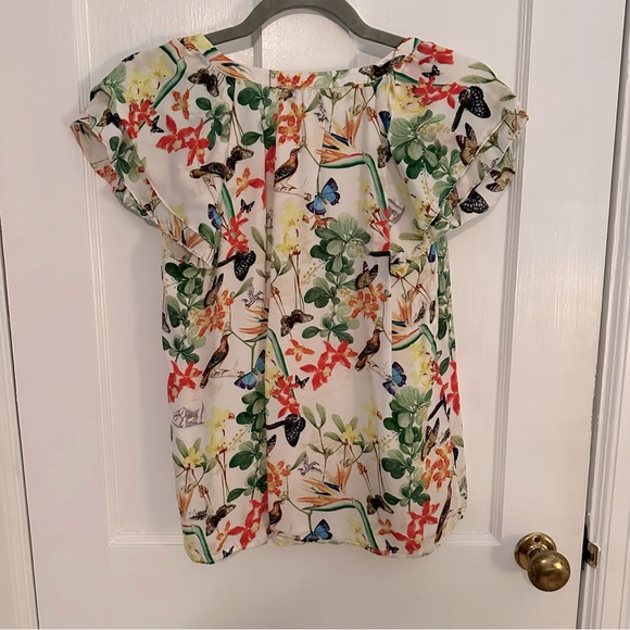 Ecru Floral Top - Picture 3 of 7